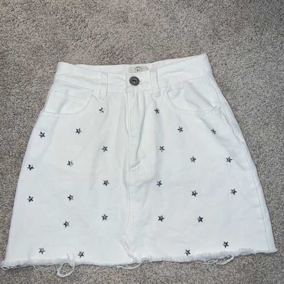 Cotton on denim mini skirt - Picture 1 of 3